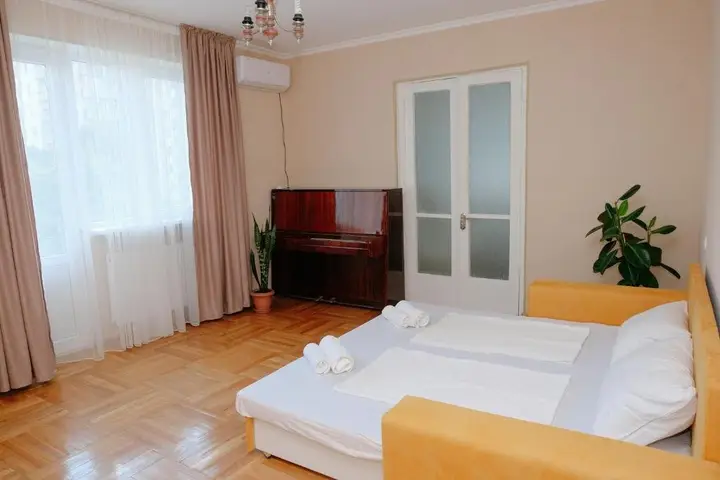 Keti&Tatia Sisters Apartment - near Old and Central Tbilisi — фото 3