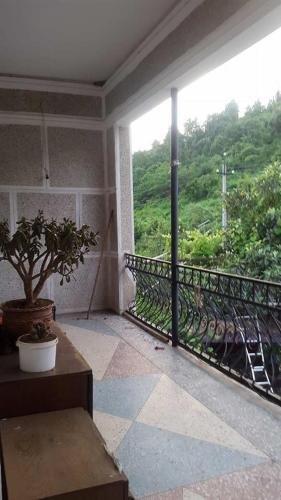 Батуми: Guesthouse Nanagulia