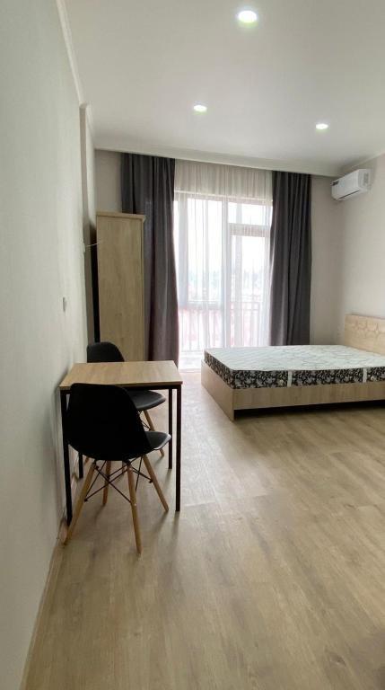bright and cozy studio apartment - batumi — фото 1