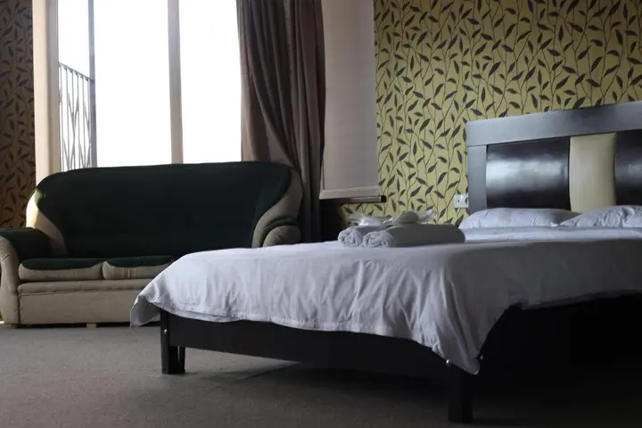 Тбилиси: 7star