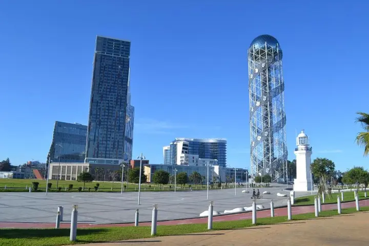 Батуми: batumi porta tower 1811