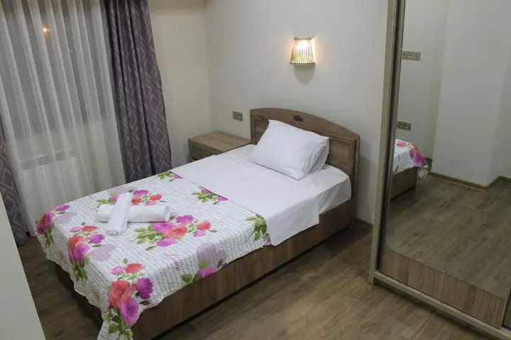 Батуми: Centre 3 Bedroom Flat