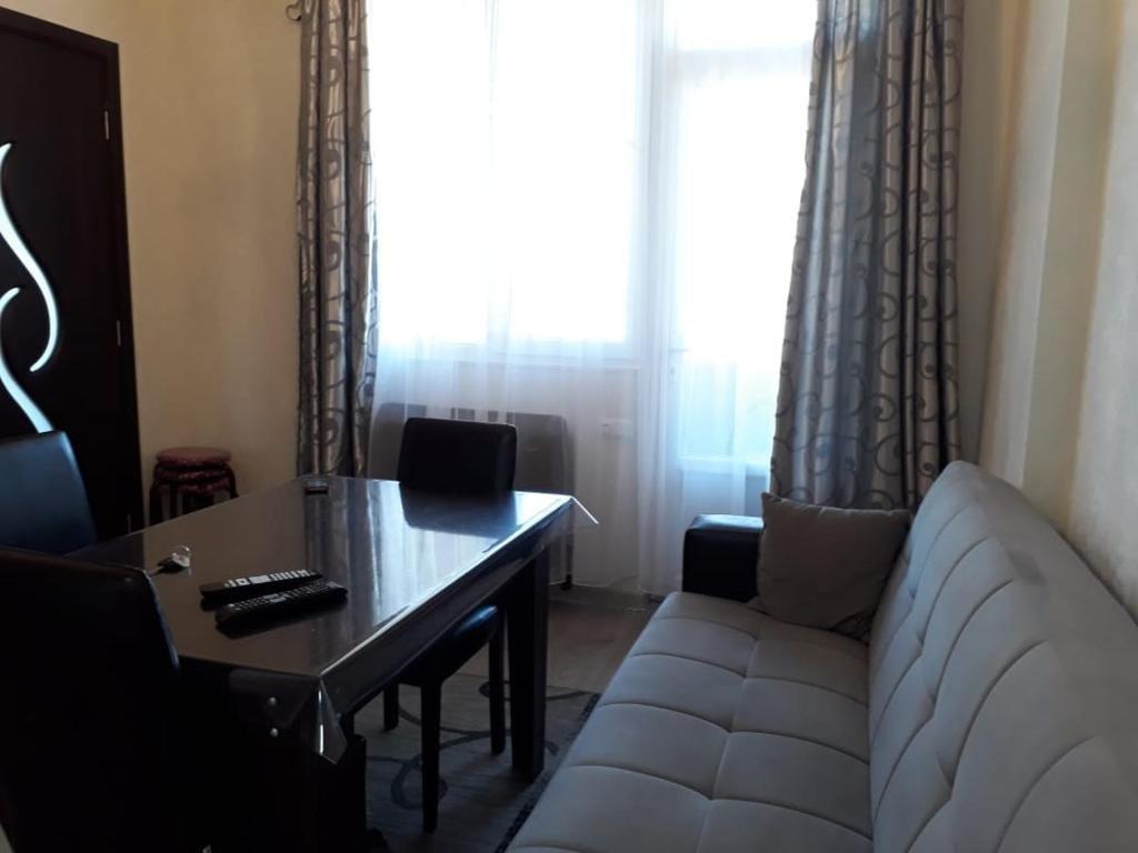 Батуми: Eka'S White House - 5 Min Near Sea Side