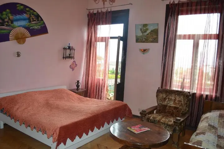 Тбилиси: Guest House Daviti
