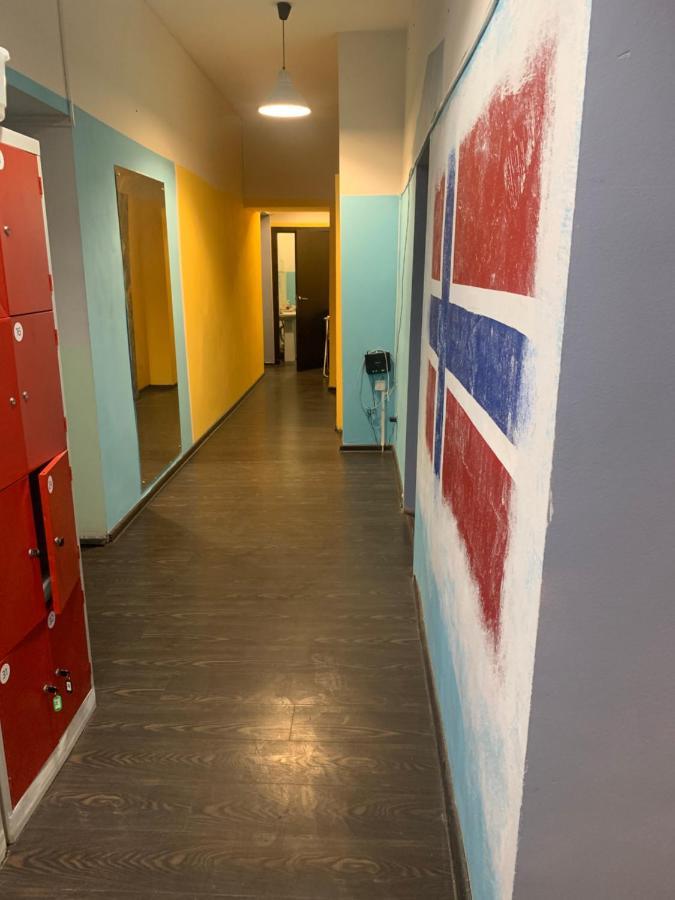 Москва: Noch' Na Zemle Hostel