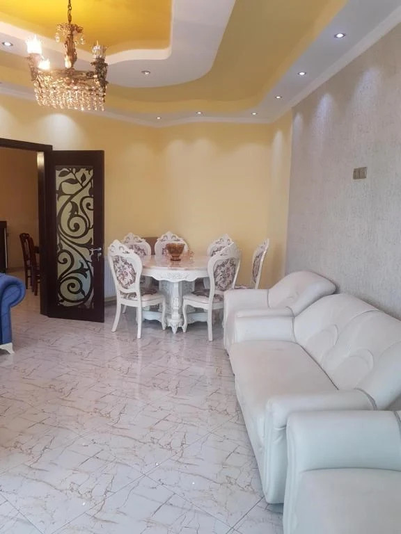 Кобулети: Rustaveli Street 121A