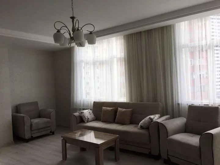 Батуми: Flat. Ninoshvili Street. ?25