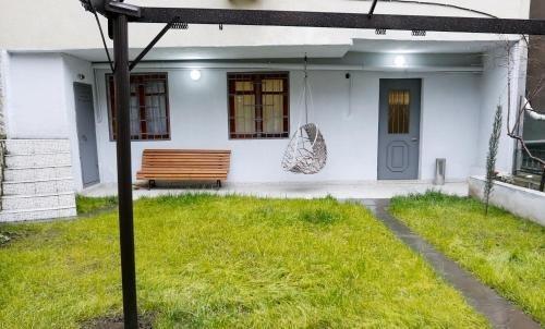Тбилиси: Flat 4 bedrooms 2 bathrooms - Tbilisi
