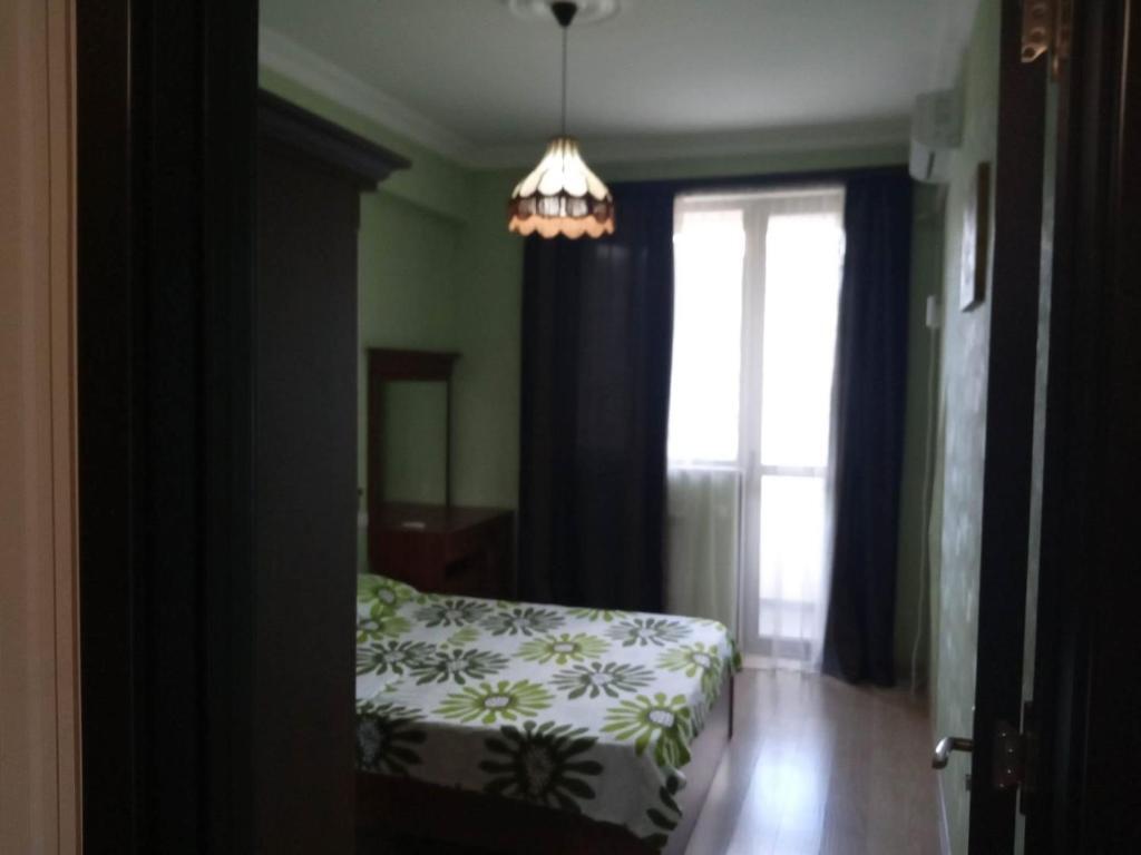 Тбилиси: AXIS PALACE 12 Tsintsadze ST