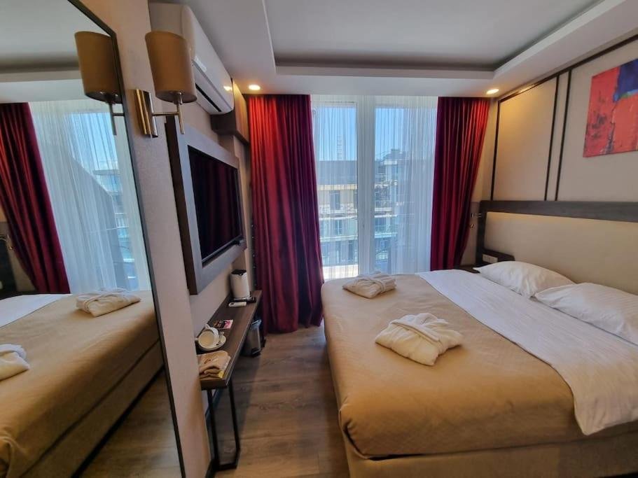 Батуми: Leo Group Apartment 14-308B Sunrise Batumi