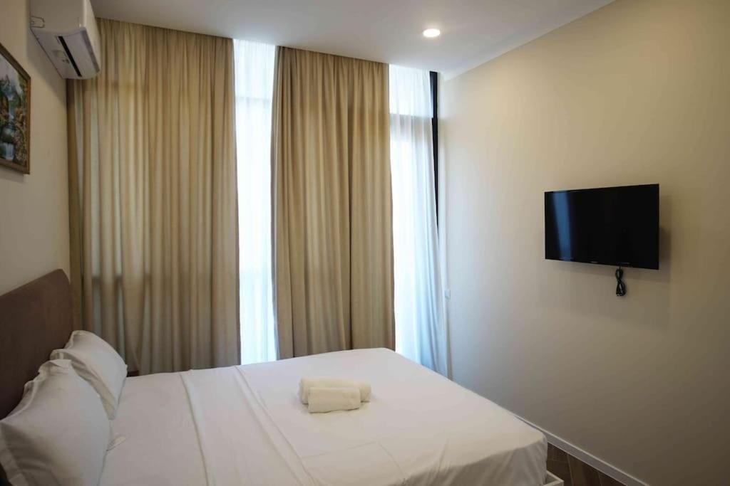 Батуми: Leo Group Apartment 27-05 Elegance Batumi