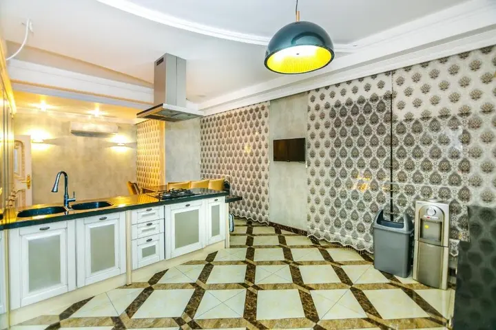 Баку: LUX Apartment near in KFC