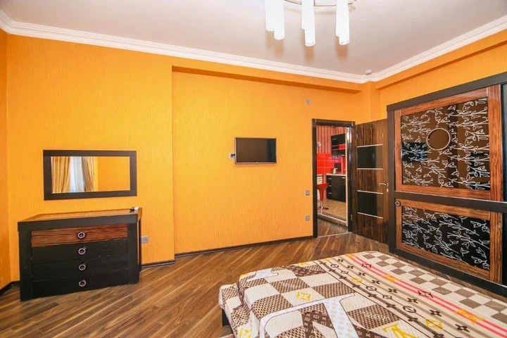 Баку: LUX Apartment near in KFC