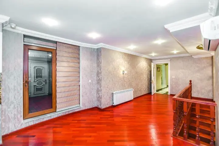 Баку: LUX Apartment near in KFC