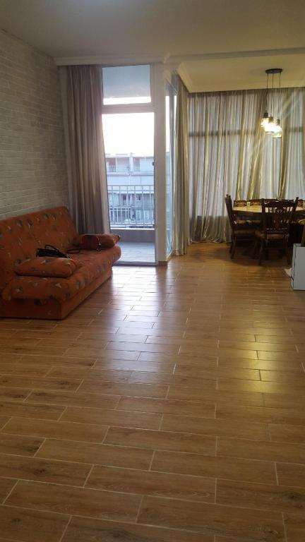 Батуми: Heaven apartments in Orbi City