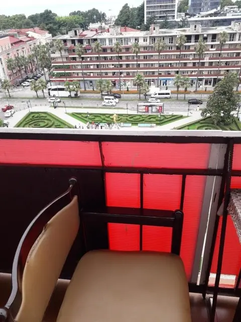 Батуми: apartment boulevardside