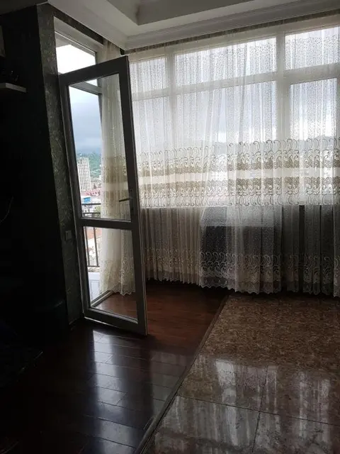 Батуми: Apartment On Chavchavadze Avenue