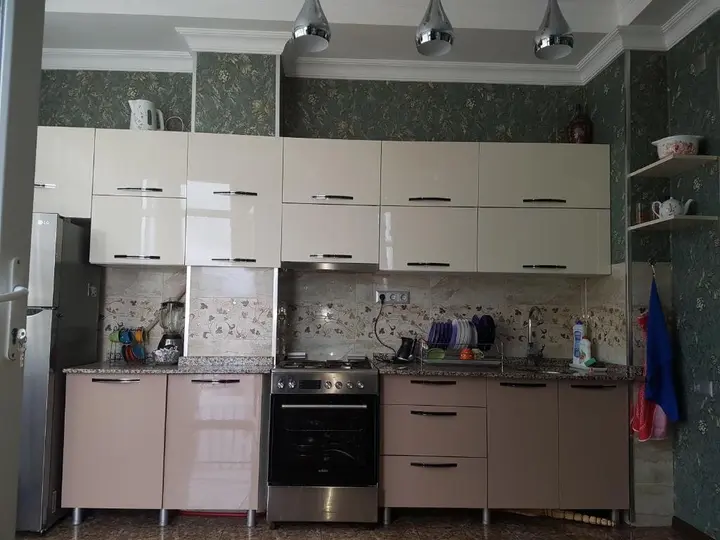 Батуми: Apartment On Chavchavadze Avenue