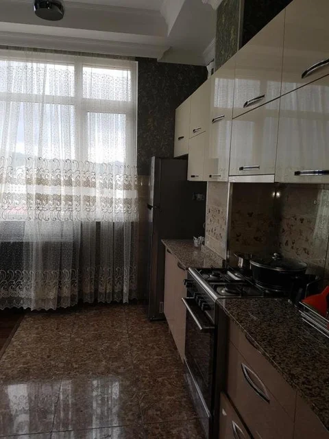 Батуми: Apartment On Chavchavadze Avenue