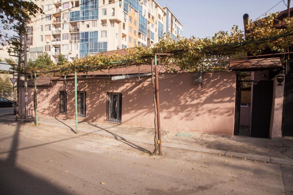Тбилиси: Granny`s house