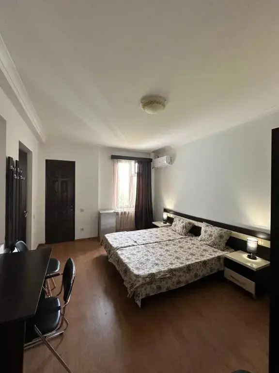 Тбилиси: Agat Hotel