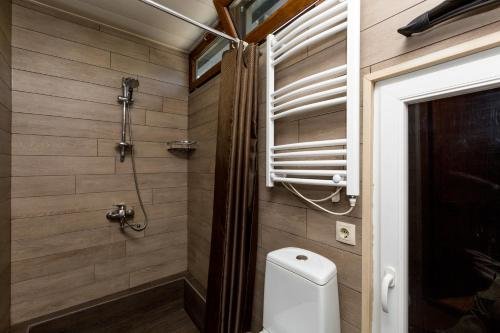 Тбилиси: Guest house Qalaveri