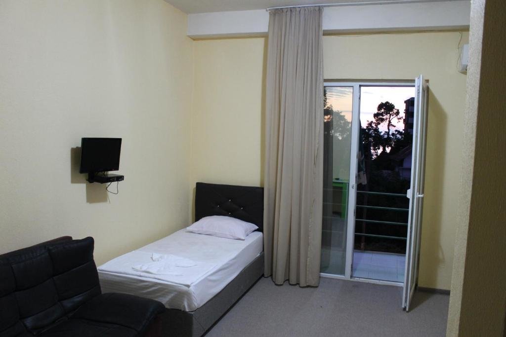 Батуми: Hotel Daelan