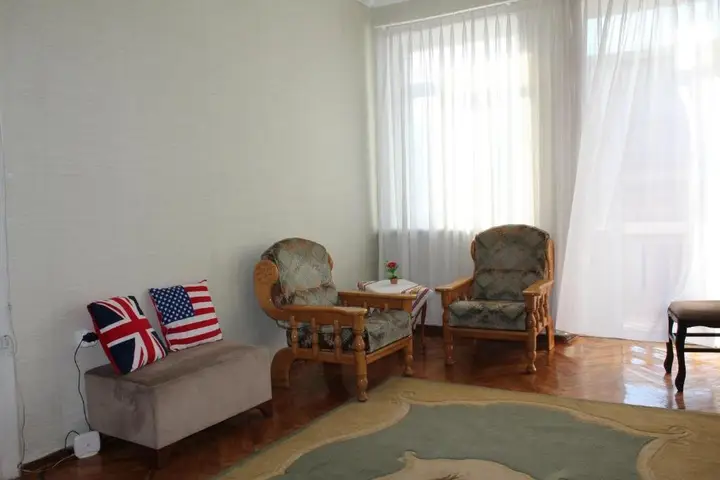 Flat in old Batumi — фото 1