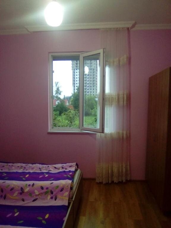 Батуми: Dvuxetajni dom