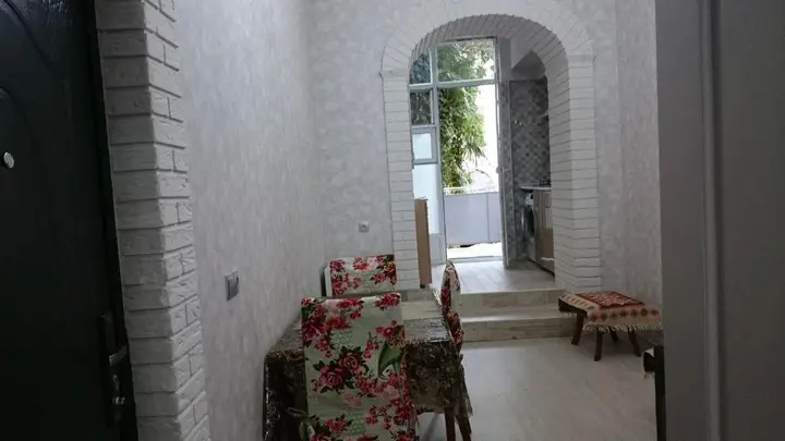 Тбилиси: Rustaveli Avenue ZEMELI