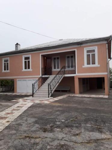 Кобулети: Like House