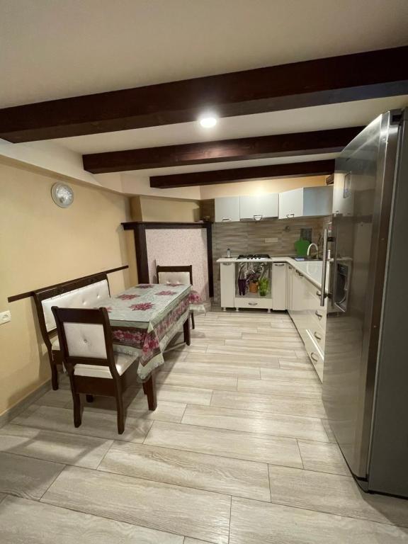 Кобулети: Sesili's Villa