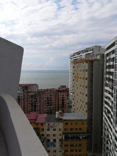 Батуми: Ruslan Apartments