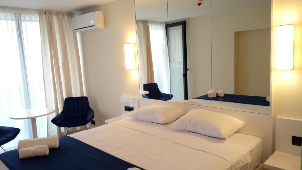 Батуми: Hotel orbi city sea view