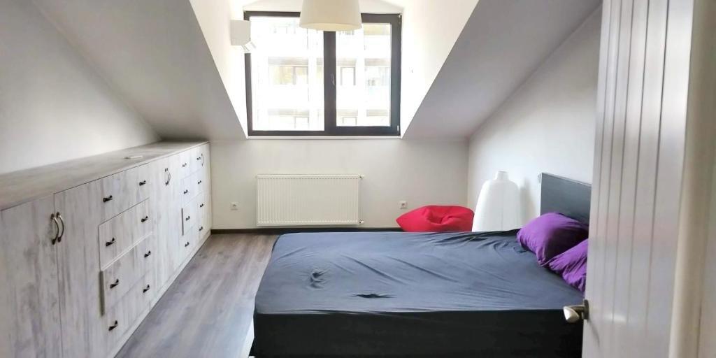 Charming top floor apartment near Vake Park — фото 3