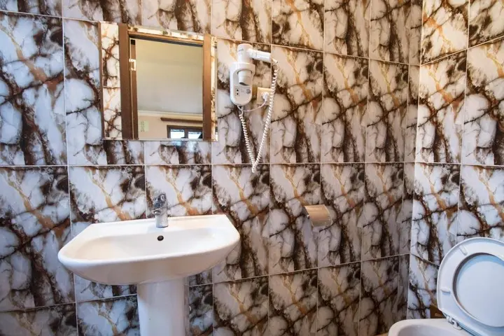 Тбилиси: Ikaro Hotel