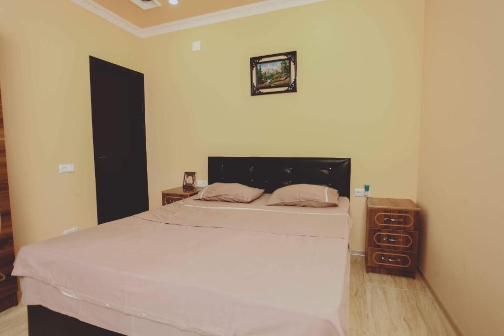 Кобулети: Home Hotel Kobuleti