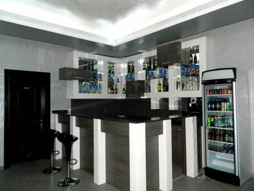 Батуми: Hotel Neba