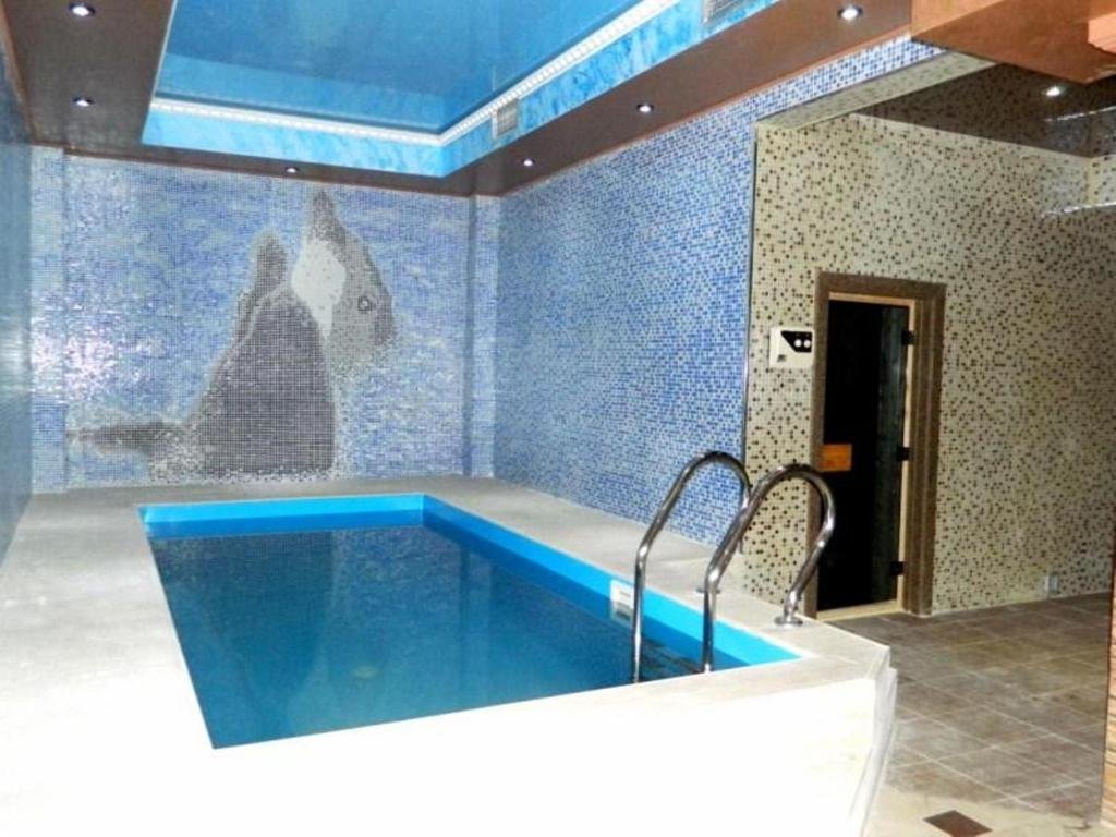 Батуми: Hotel Neba