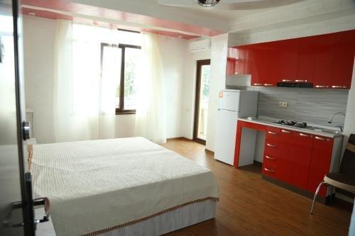 Батуми: Nearby Gonio Hotel "Arma"