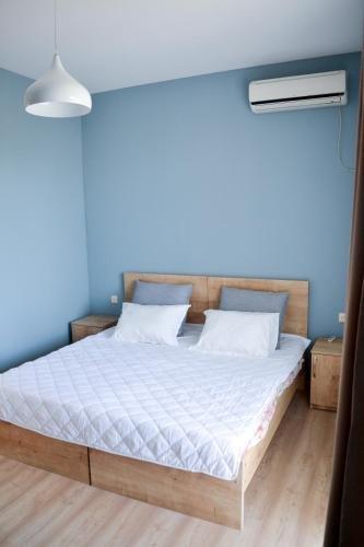 Батуми: Maia's Warm Guest House