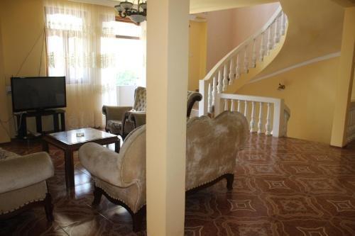 Батуми: Guest House Daviti