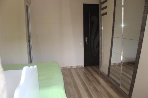 Батуми: Guest House Daviti