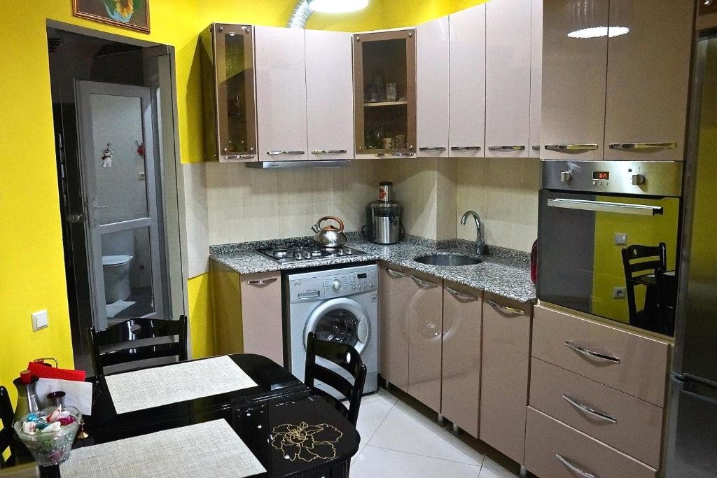 Батуми: Cocorina Apartment
