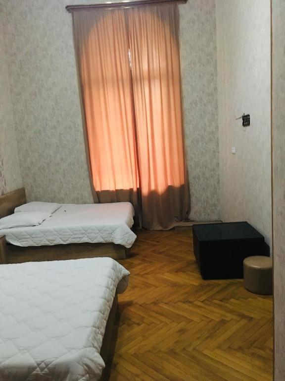Тбилиси: Nishi Hotel