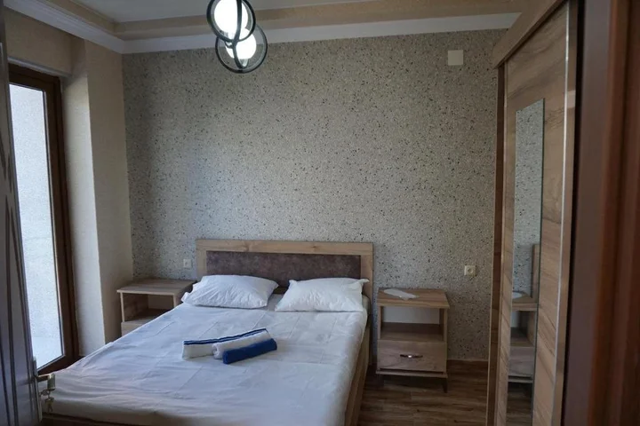 Батуми: Hotel Black Star