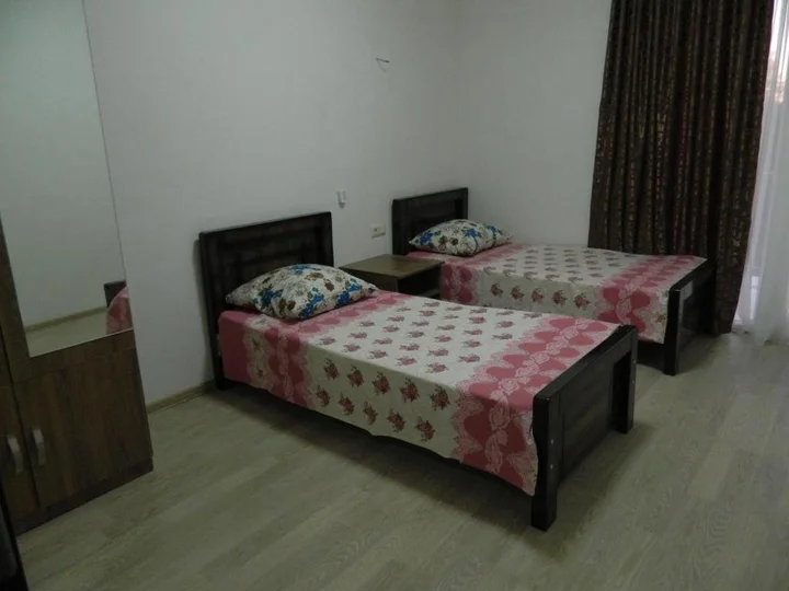 Батуми: Neli Guest House