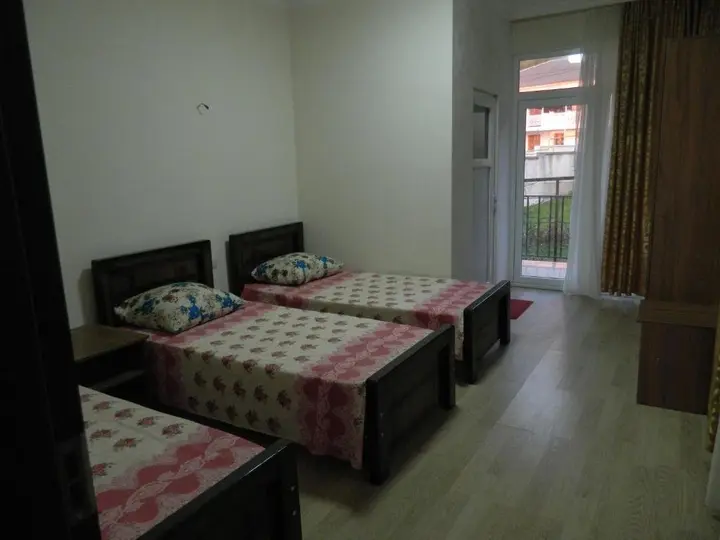 Батуми: Neli Guest House