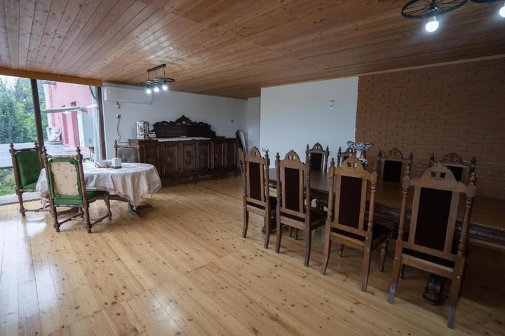 Батуми: Paliashvili in chakvi