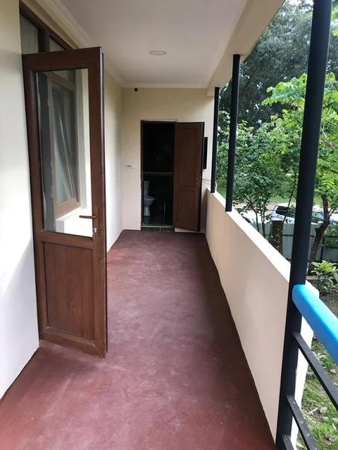 Батуми: Guest House RAUL
